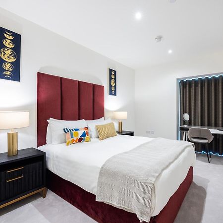 Austin David Apartments Royal Wharf Londen Buitenkant foto